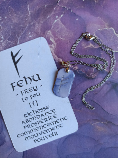 Aude - Pendentif Alphabet Runique Futhark - Fehu